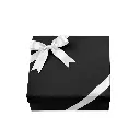 caja premium 26x24 cerrada.webp