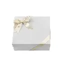caja premium blanca 26x24cerrada.webp