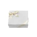 caja premium blanca 21x17 cerrada.webp